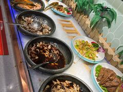 -佰烧海鲜烤肉火锅自助(世茂国际广场店)