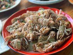 -超越海鲜屋(飞龙物业店)
