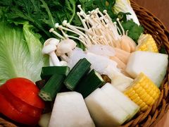 -樾餐厅泰式海鲜火锅(民歌湖店)