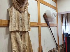 -锅老头海鲜铁锅炖