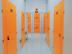 -安东易迷你自助仓储寄存仓库(杨浦店)