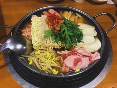 部队火锅-咕咕站韩国料理(紫金港店)