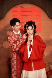 -雪中彩影婚纱摄影·微光艺术中心