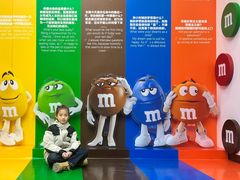 -m豆巧克力世界(上海世茂广场店)