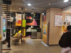 -麦当劳(杭州西湖银泰百货店)
