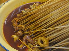 -拈签一笑黄牛肉辣卤串串