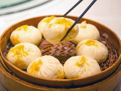 蟹黄蟹肉包-留芳·文旅古月楼(老街店)