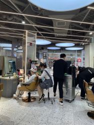 -PE SALON 