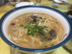 -何记面馆(龙泉山店)