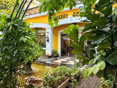 -火车头法国西餐厅