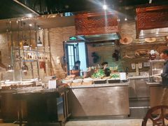 -锦厨国际自助餐厅 · 云端景观 (昆明索菲特大酒店)