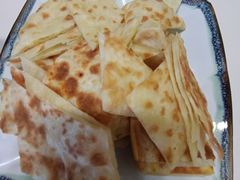 泡饼-鱼羊宴烤鱼羊蝎子烧烤(怡馨家园店)