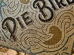 -Pie Bird(新闸路店)
