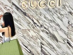 -Gucci(青岛海信广场店)