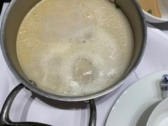 -红鼎豆捞·非遗鲍皇汤火锅(宝丰路店)