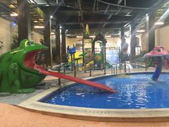 -泉城欧乐堡戏水湾艺术养生温泉