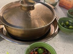 -润园四季椰子鸡火锅(海上世界店)