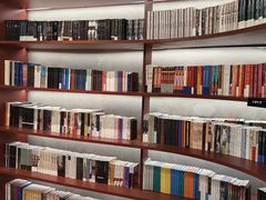 -二酉书店TOYOU BOOKS