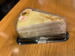 榴莲千层蛋糕-御蝶坊面包KNAC(沙河西店)