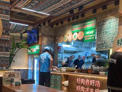 -云阿蛮云南生烫牛肉米线(奉贤路店)