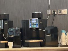 -筠咖啡西餐厅(上海国展宝龙丽筠酒店)