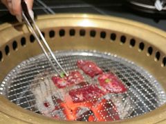 -山川小町·极番烧肉(新地假日广场店)