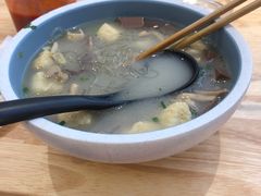 -老新隆牛肉锅贴(新街口店)