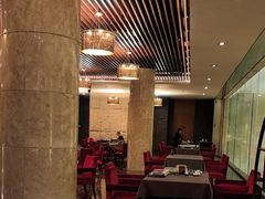 -粤尚腾香居中餐厅(首都机场希尔顿店)