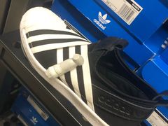 -法雅体育工厂店(皂君庙路店)