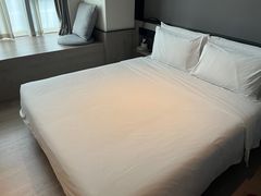 -上海虹桥中心爱琴海亚朵S酒店