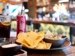 自制牛油果酱配玉米片-Q MEX 库迈墨西哥餐吧(三里屯店)