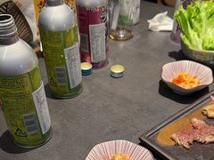 -铭牛烧肉·和牛海鲜自助(高新月牙湖店)