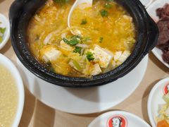 -闫家驴肉老店(华电一校店)