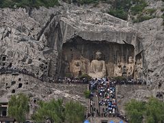 -龙门石窟