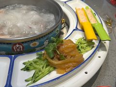 -羊来顺冰煮鲜羊 铁锅烀羊肉(中央大街店)