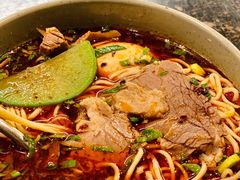 -臻老板牛肉面(光华路SOHO店)