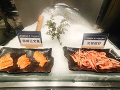 -钱小奴海鲜自助黑金店(杭州滨江龙湖店)