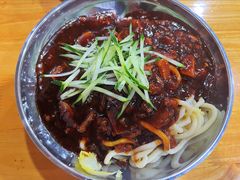 炸酱干拌面-上汤土豆面