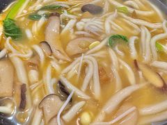 -一家人剪刀面(海伦国际店)