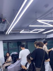 -宫铭烫发染发接发店