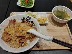 -熊吞·大碗丼烧肉饭(西市场嘉华店)