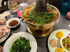 -江宴渔村·鱼鲜土菜(紫荆广场店)