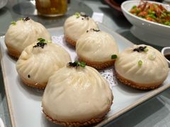 招牌铁板生煎包-翡翠江南(国贸商城店)