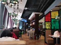 大堂-闫府私房菜·百年鲁菜(恒隆店)