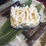 烫熟之后口感脆又甜，不过汤底偏咸