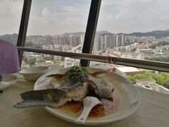 油皇山坑皖鱼-旋转餐厅