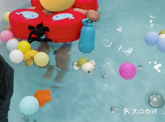 中断了一个夏天的宝贝，今天终于在这家水母艾拉试游成功