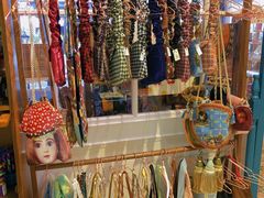 -恋物百货商店(华侨城店)