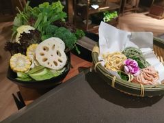 -捞王锅物料理(上海世茂广场店)