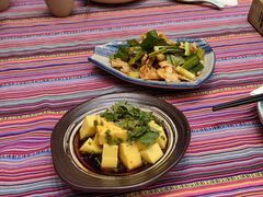 -香巴拉云南餐厅(华莱坞店)